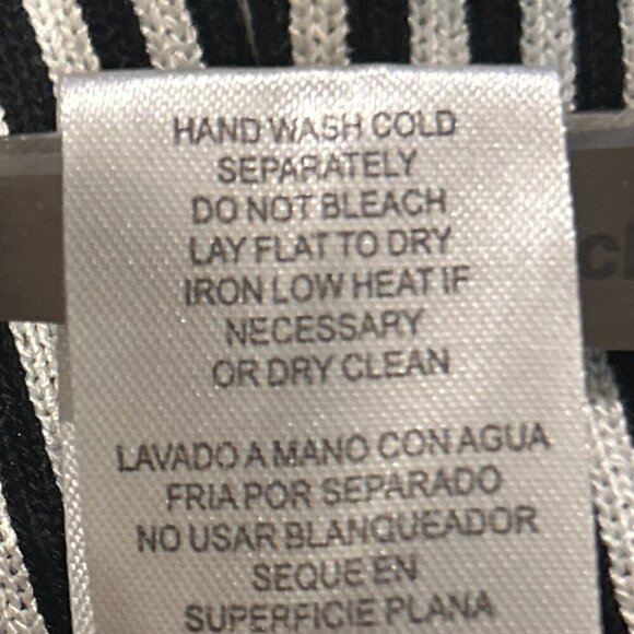 Kut from the Kloth SZM Alora Henley stripe sweater 90's Black & Ivory Preppy Y2K - Picture 10 of 10